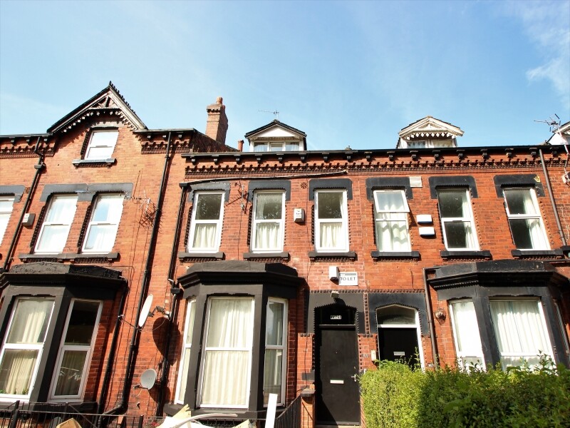 4 bedroom apartment for rent Hyde Park Road, Leeds, LS6 1AH UniHomes