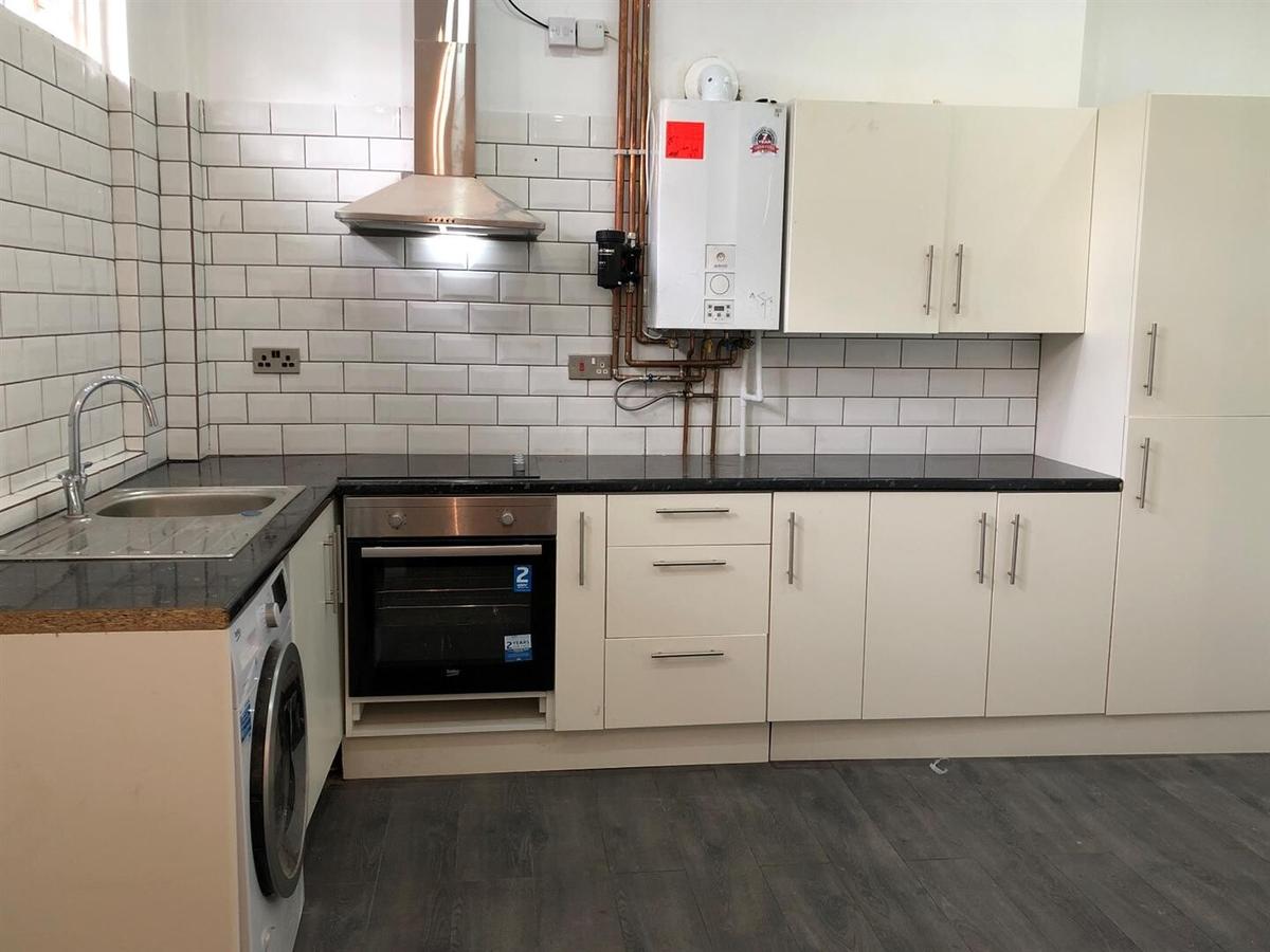 6 bedroom house for rent Bristol Road, Birmingham, B29 6AE UniHomes