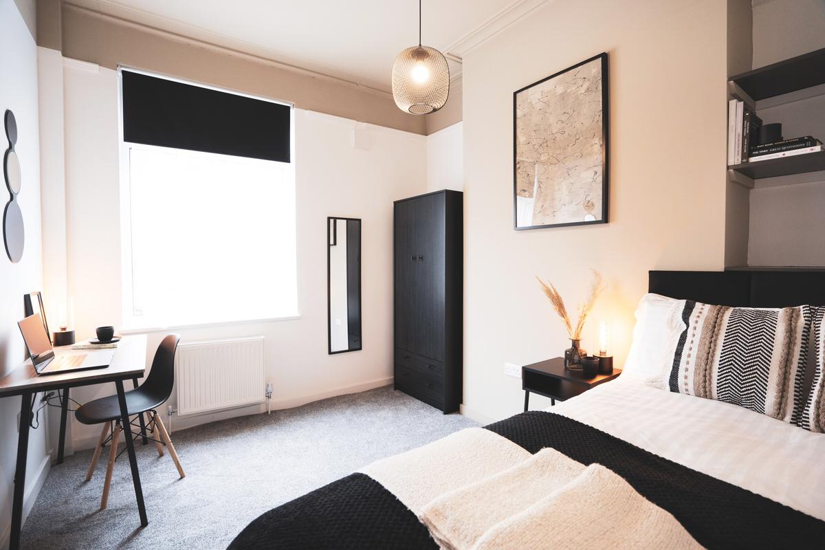 6 bedroom house for rent Herold Grove Leeds, LS6 1LB UniHomes