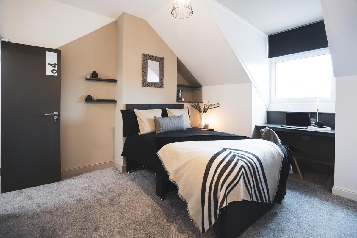 6 bedroom house for rent Herold Grove Leeds, LS6 1LB UniHomes