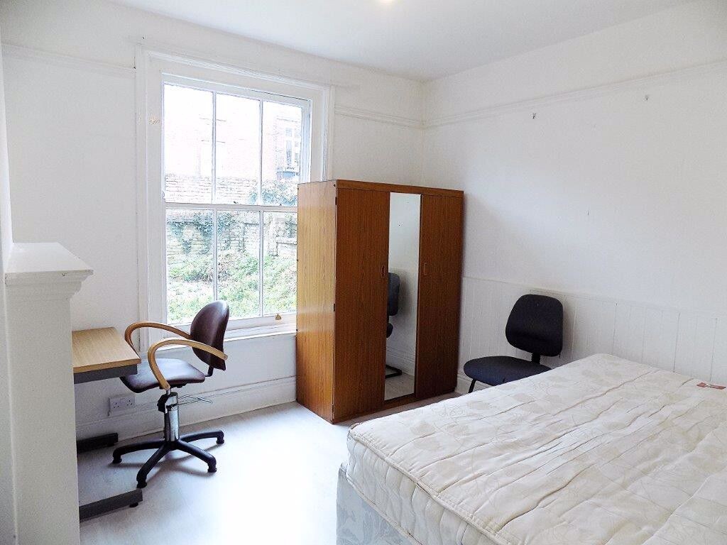 3 bedroom apartment for rent Wilberforce Road, Portsmouth, PO5 3DR