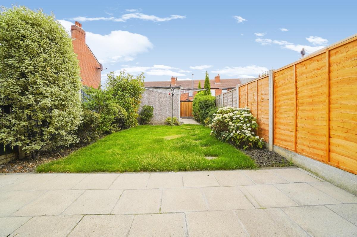 3 bedroom house for rent Dawlish Mount, Leeds, LS9 9DY UniHomes