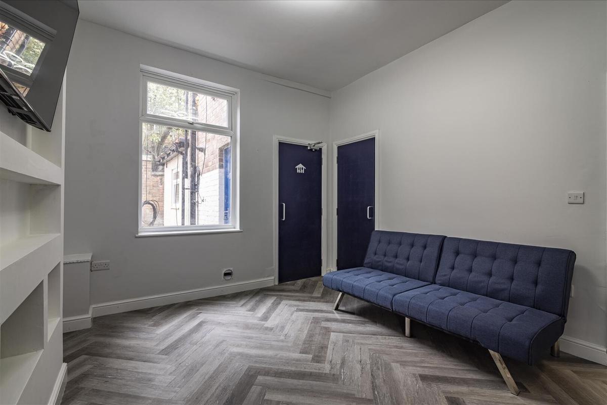 6 bedroom house for rent Alfreton Road, Nottingham, NG7 5LW UniHomes