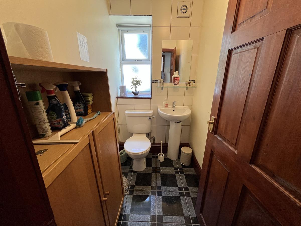 3 bedroom apartment for rent Headingley Lane, Leeds, LS6 1AA UniHomes