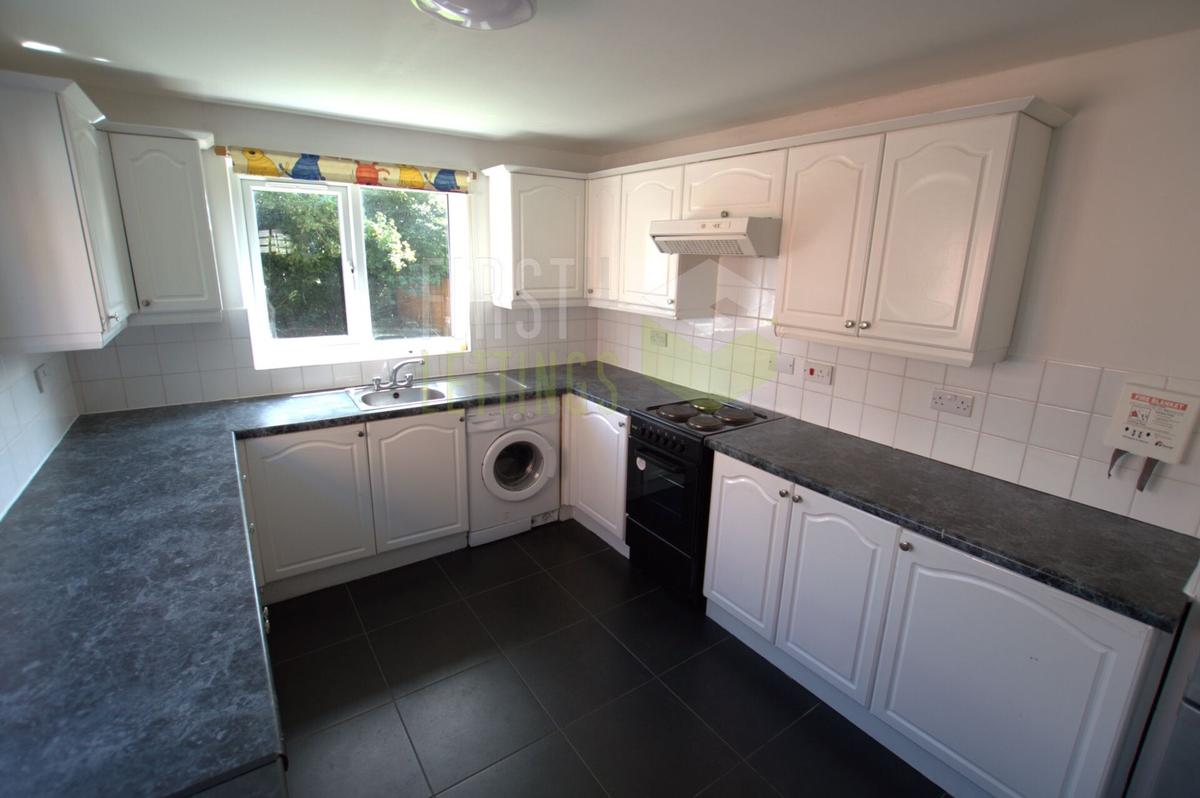 4 bedroom house for rent Greenhill Road, Leicester, LE2 3DL UniHomes