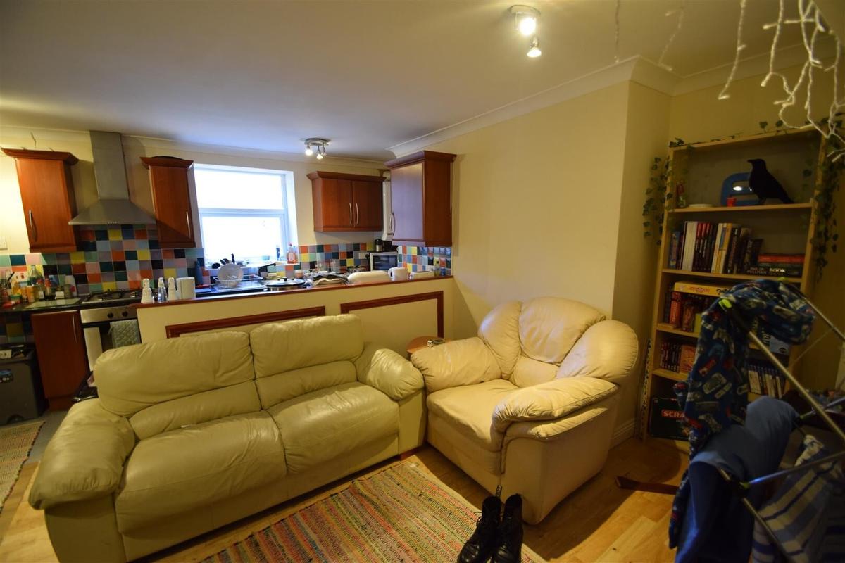 2 bedroom apartment for rent Heaton Road, Newcastle, NE6 1SA UniHomes