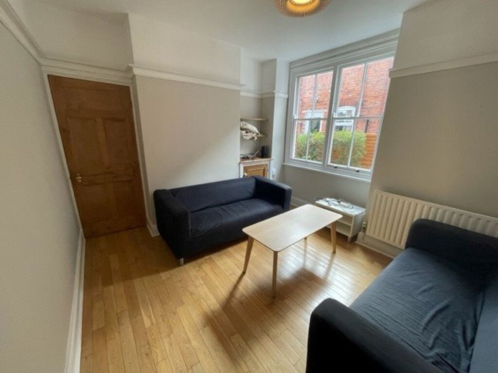 5 bedroom house for rent Victoria Park Road, Leicester, LE2 1XF UniHomes