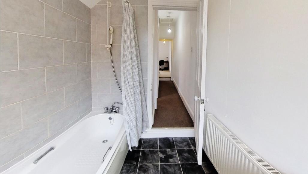 3 bedroom house for rent Clarendon Park Road, Leicester, LE2 3AJ UniHomes