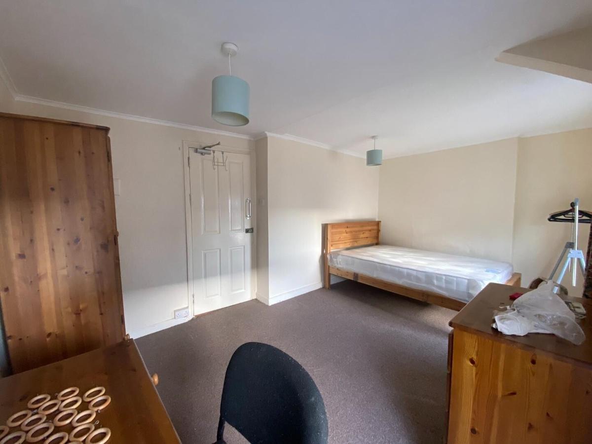 4 bedroom house for rent Cambrian Place, Aberystwyth, SY23 1NT UniHomes