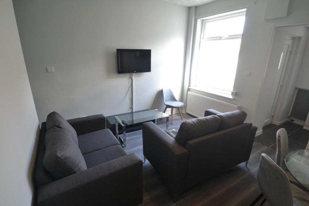 3 bedroom house for rent Romney Street, Manchester, M6 6DG UniHomes