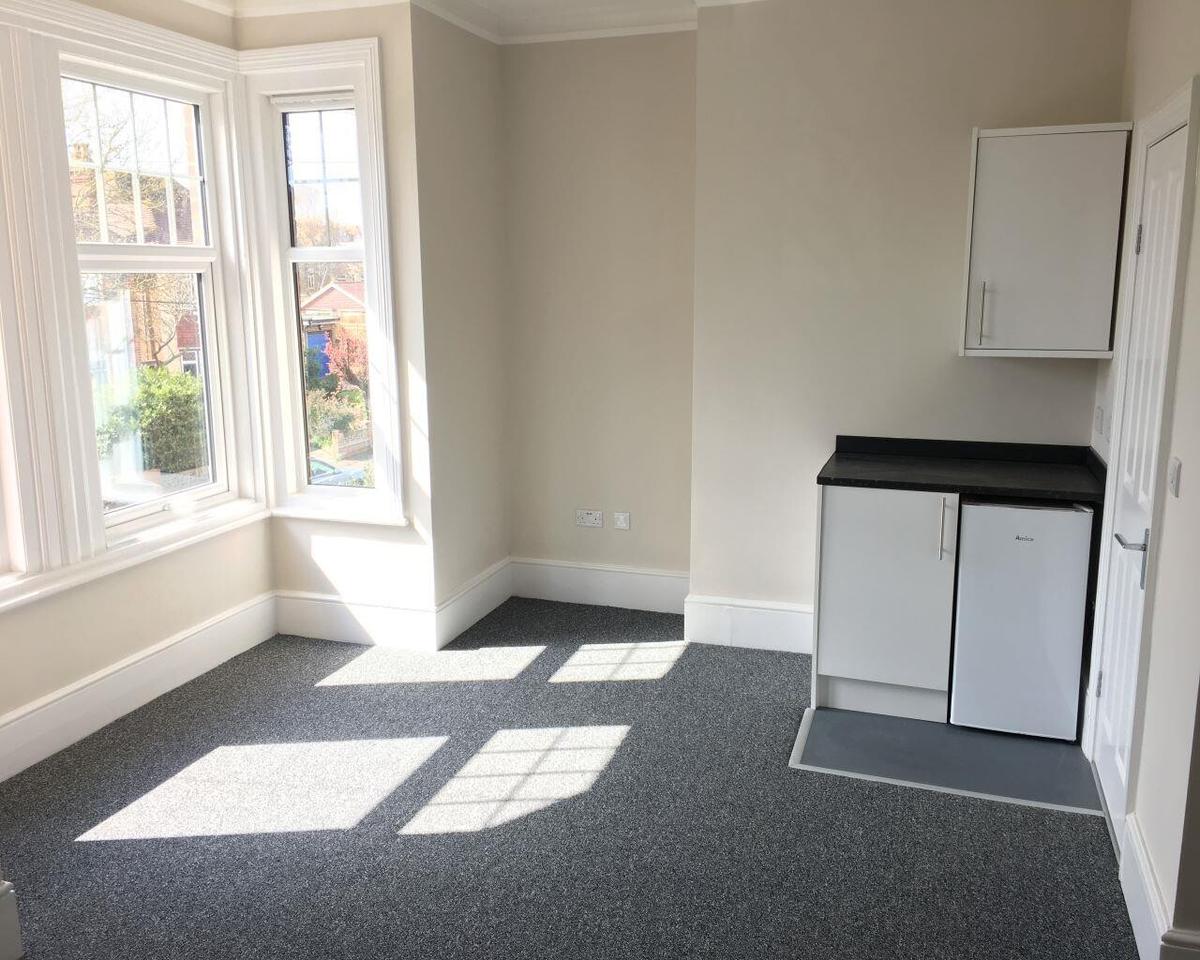 6 bedroom house for rent Rugby Road, Brighton, BN11 4PU UniHomes