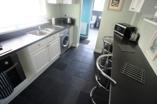 4 bedroom house on Flora Street, Cathays, Cardiff