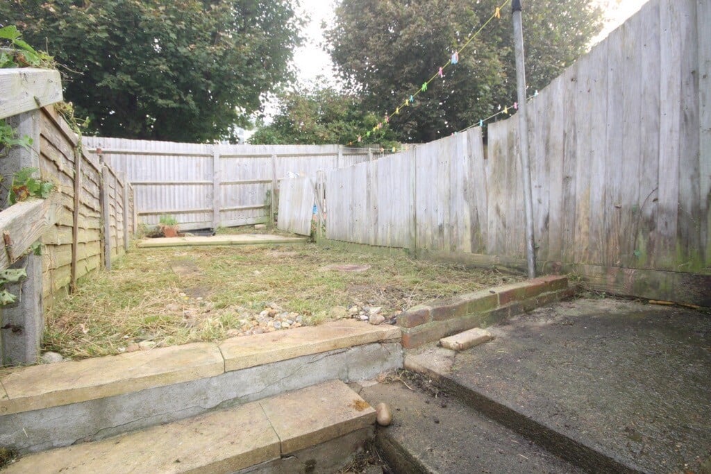 3 bedroom apartment for rent Bear Road, Brighton, BN2 4BD UniHomes