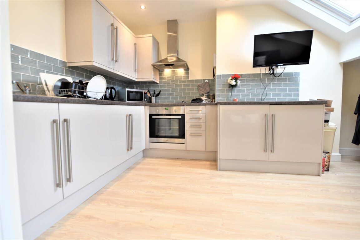 1 bedroom house for rent Otley Road, Leeds, LS6 2AD UniHomes