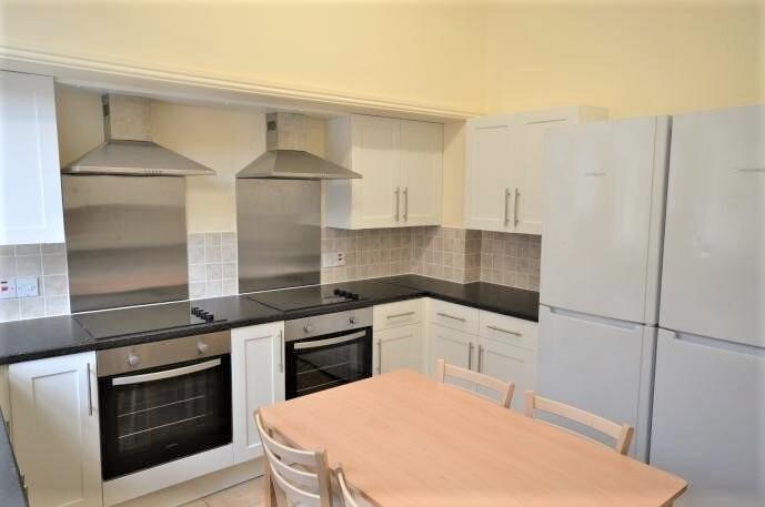 7 bedroom house on Peel Terrace, Broomhall, Sheffield
