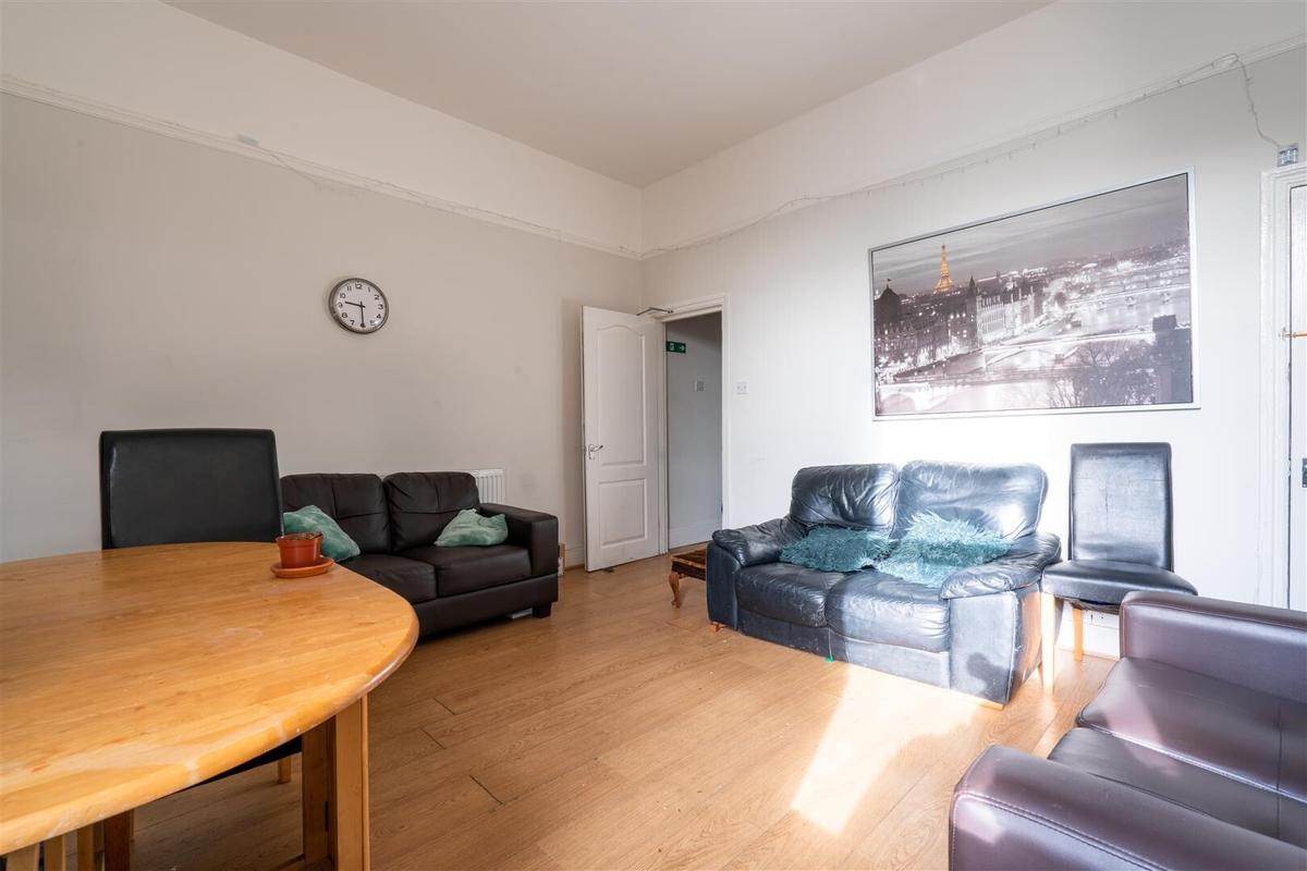 6 bedroom house for rent Crookesmoor Road, Sheffield, S6 3FQ UniHomes