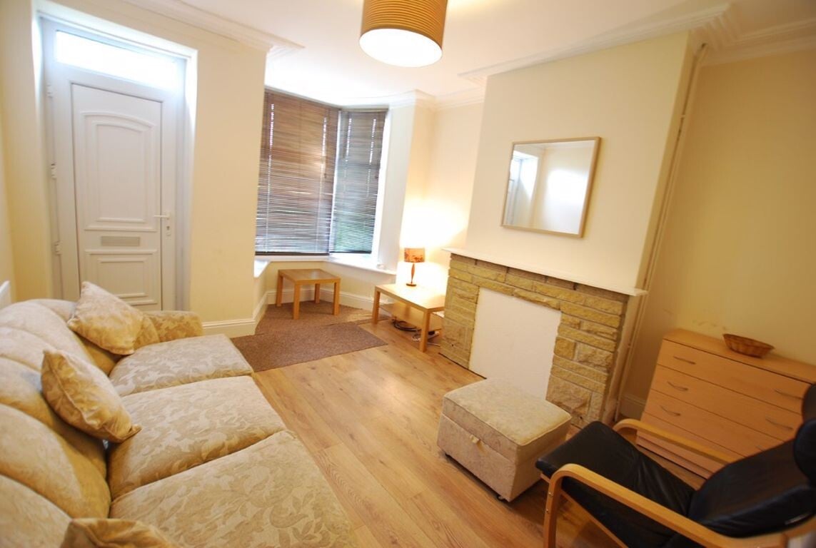 3 bedroom house for rent Lydgate Lane, Sheffield, S10 5FH UniHomes