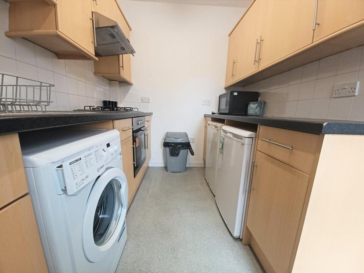 4 bedroom house for rent Kingsway, Bath, BA2 2NH UniHomes