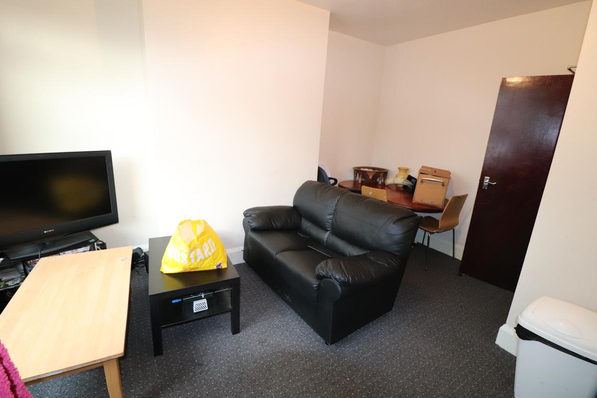 6 bedroom house for rent Becketts Park Drive, Six Bed, Leeds, Leeds, LS6 3PJ UniHomes