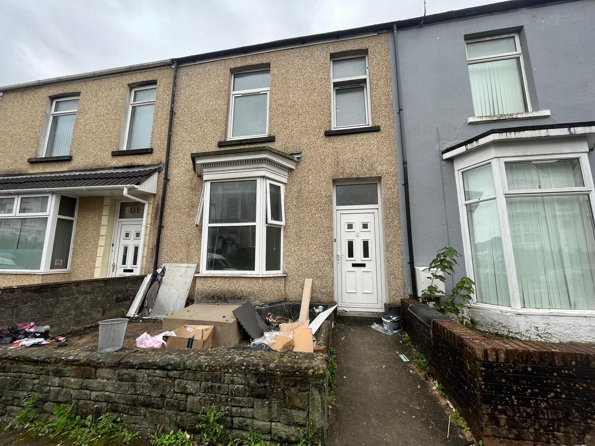 6 bedroom house for rent Hanover Street, Swansea, SA1 6BN UniHomes