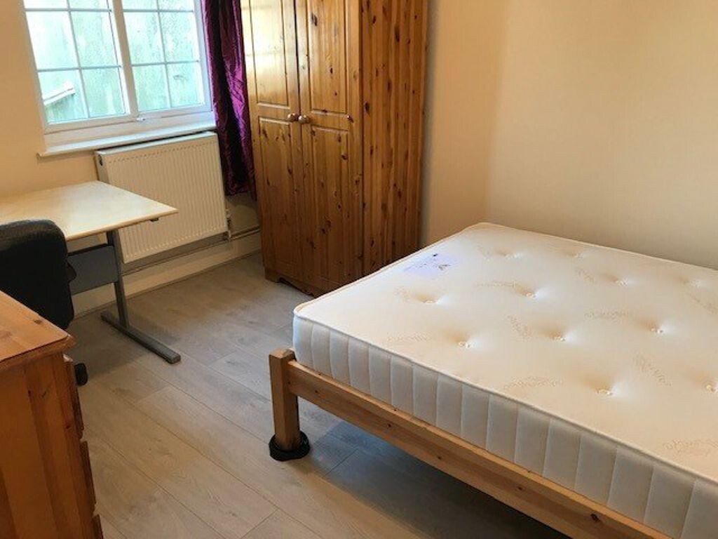 4 bedroom house for rent Cowley Road, Oxford, OX4 1UT UniHomes