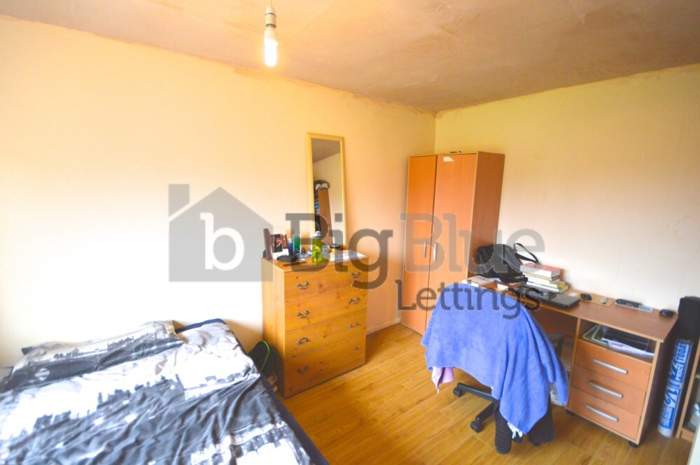 3 bedroom house for rent Consort Terrace, Leeds, LS3 1ET UniHomes