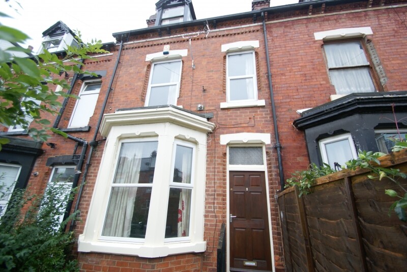 4 bedroom house for rent Delph Mount, Leeds, LS6 2HS UniHomes