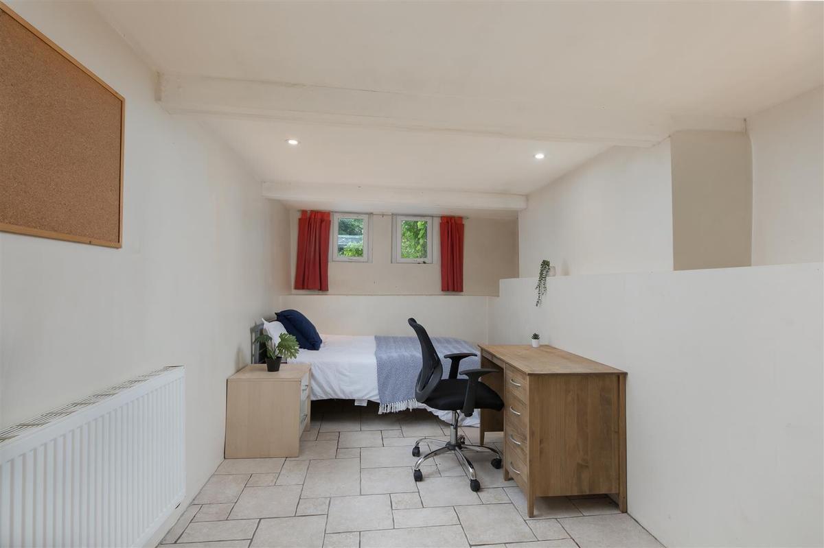 5 bedroom apartment for rent Newbridge Hill, Bath, BA1 3QA UniHomes