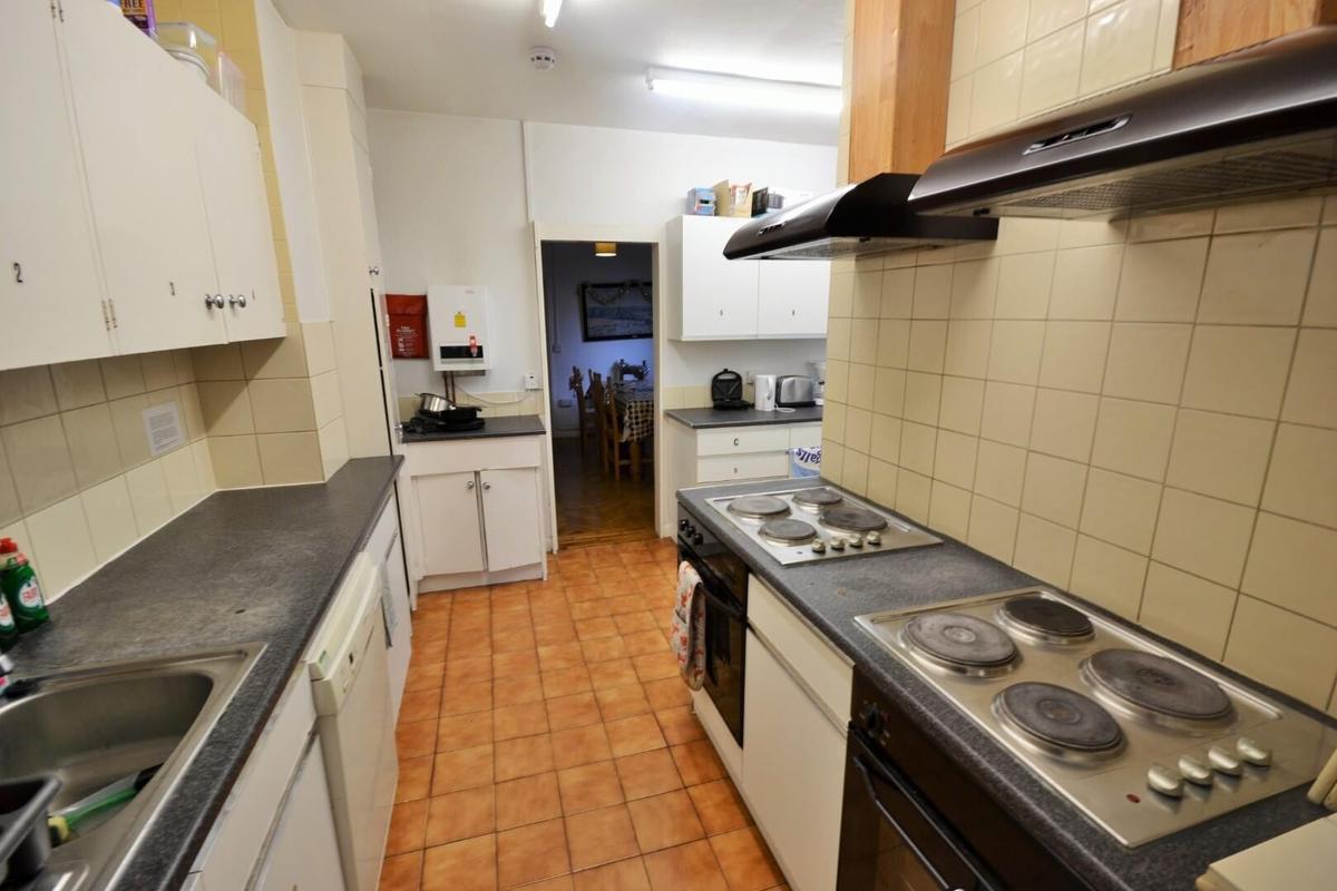 8 bedroom house for rent St. Davids Hill, Exeter, EX4 4DW UniHomes