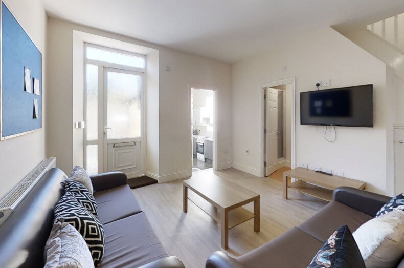 4 bedroom apartment for rent Ecclesall Road, Sheffield, S11 8PE UniHomes