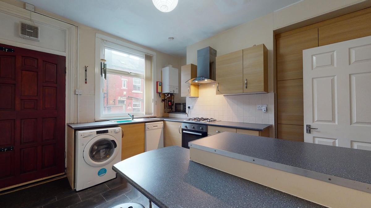 5 bedroom house for rent Beamsley Mount, Leeds, LS6 1LR UniHomes