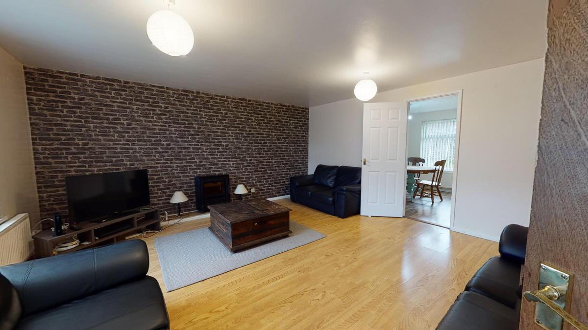 4 bedroom house for rent Eltham Gardens, Leeds, LS6 2TX UniHomes