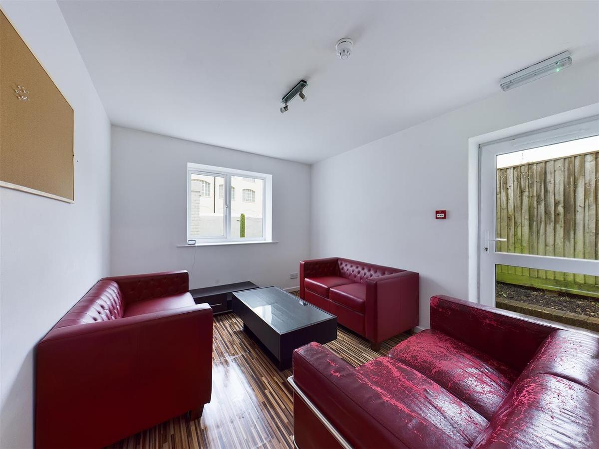 6 bedroom house for rent Riley Road, Brighton, BN2 4AG UniHomes