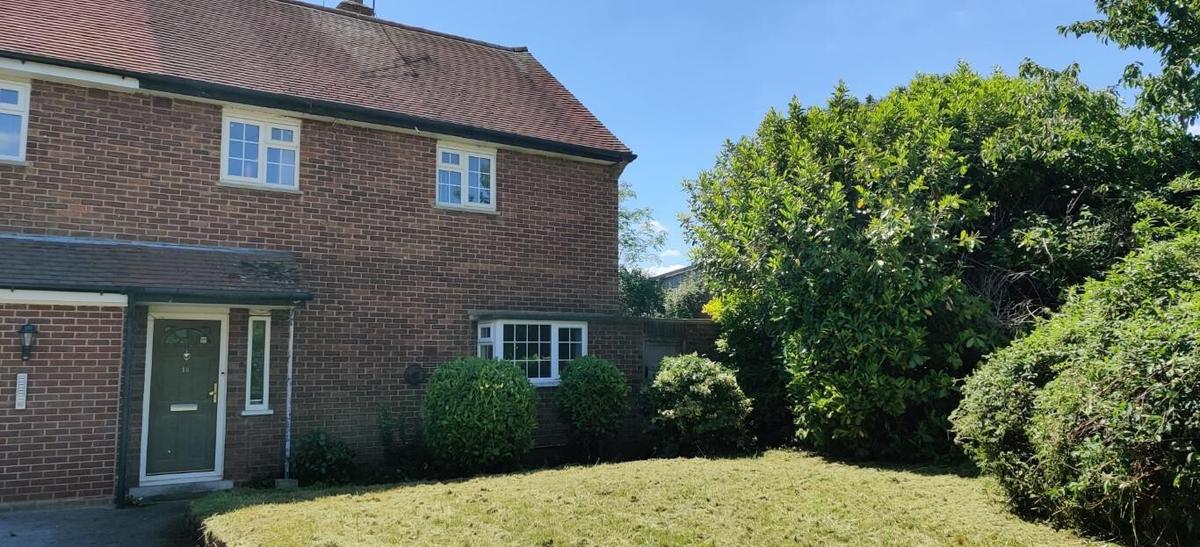 4 bedroom house for rent Peachey Lane, London, UB8 3RX UniHomes