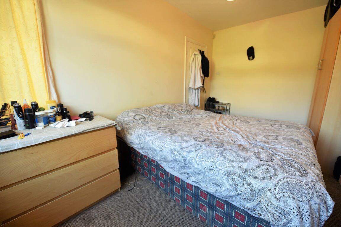 3 bedroom house for rent Cliffe Side Gardens, Leeds, LS6 2HA UniHomes