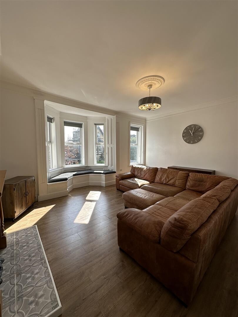 4 bedroom apartment on Sanderson Road, Jesmond, Newcastle