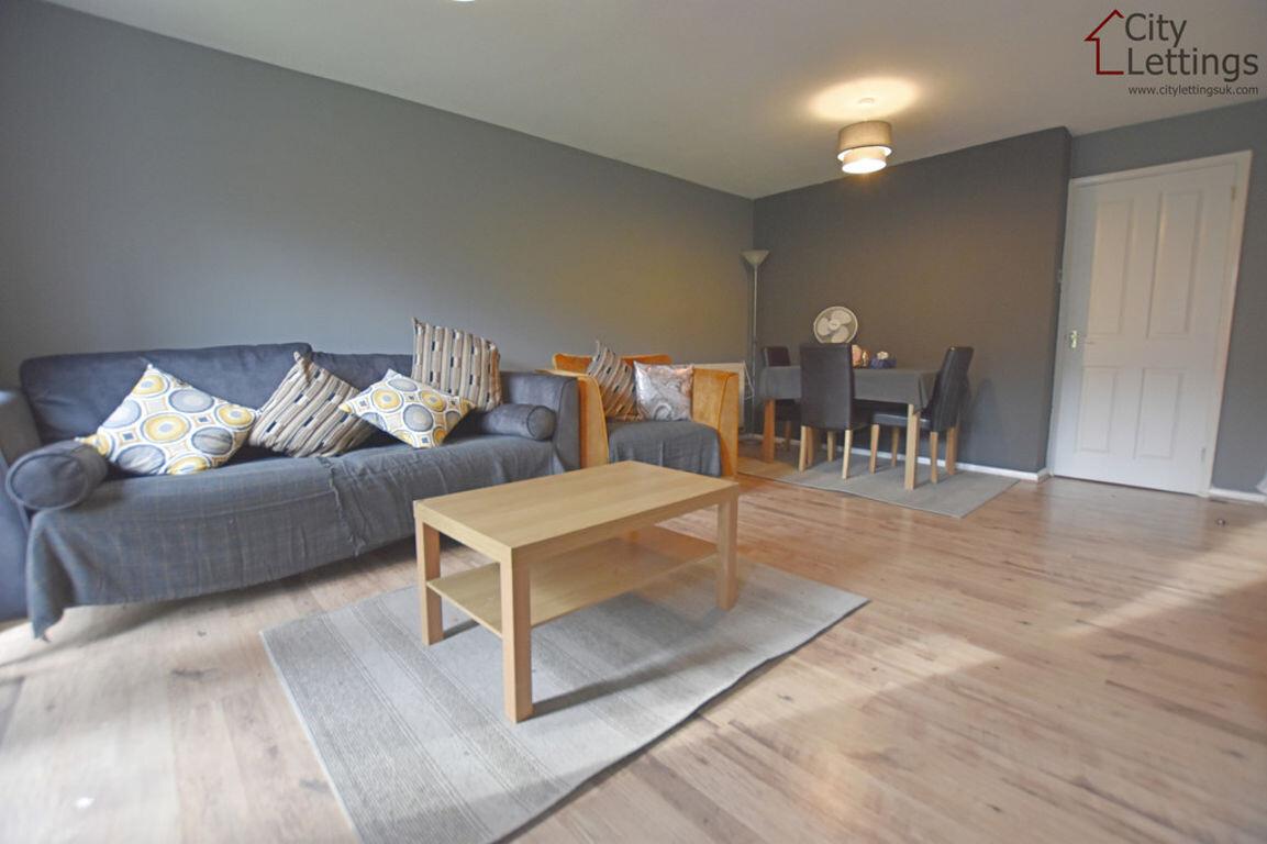 2 bedroom house for rent Wicket Grove Nottingham, NG7 2FS UniHomes