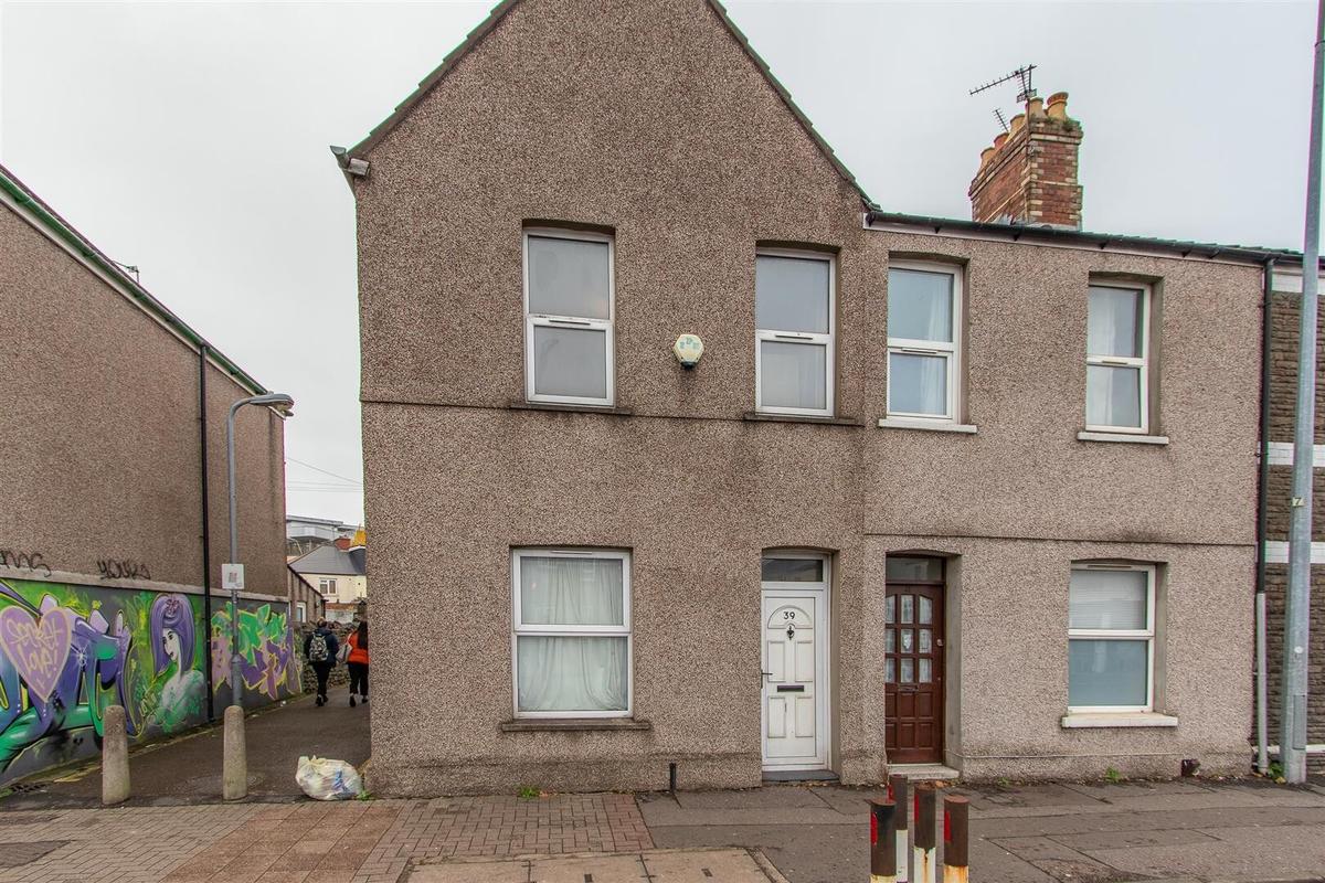 6 bedroom house for rent Cathays Terrace, Cardiff, CF24 4HS UniHomes