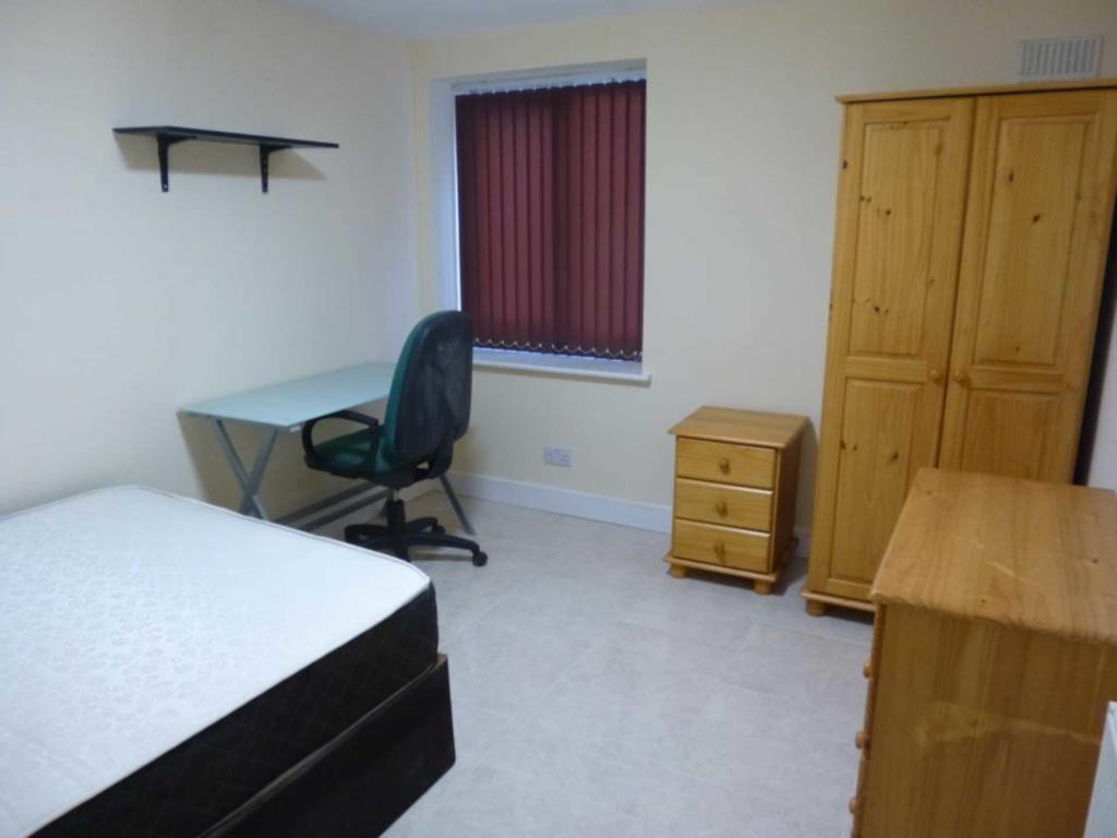 7 bedroom apartment for rent Lees Hall Crescent, Manchester, M14 6YP UniHomes