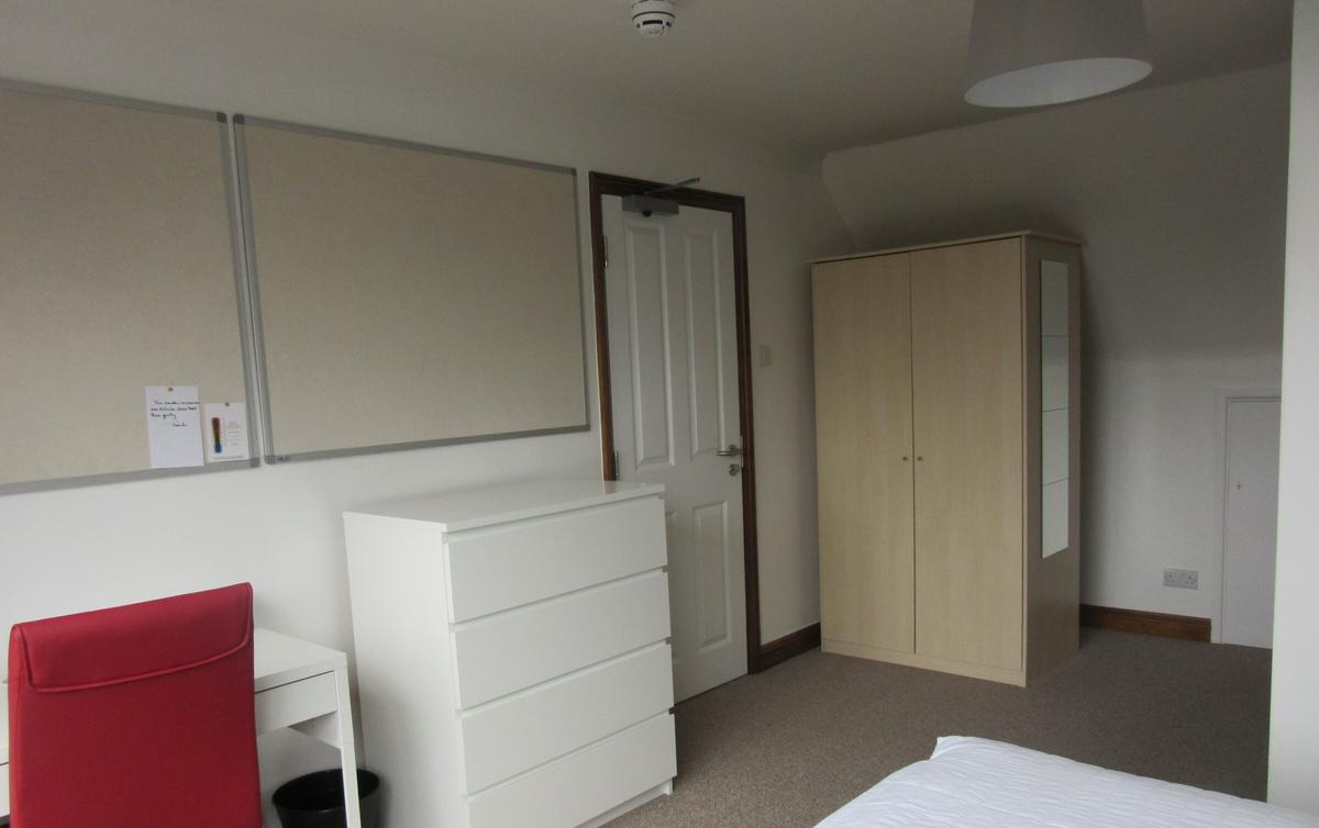 6 bedroom house for rent Highland Park, Falmouth, TR10 8HH UniHomes