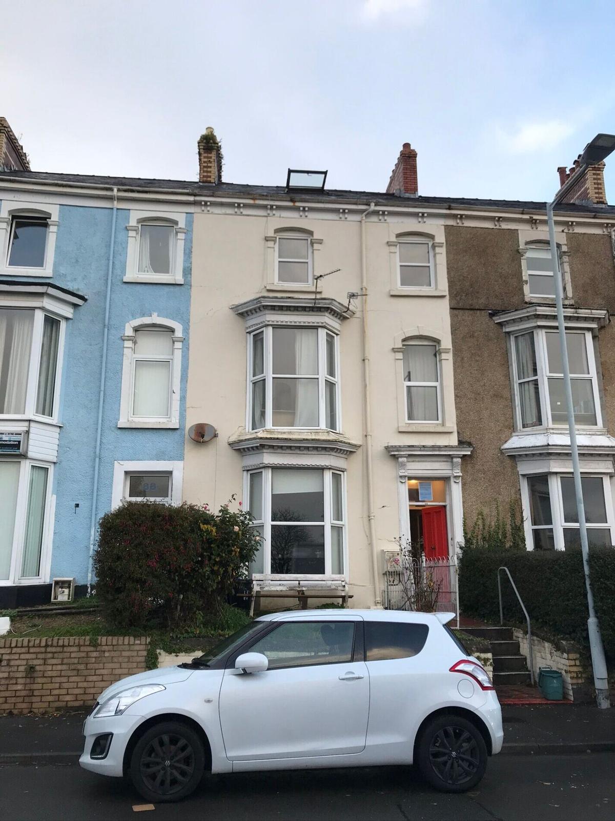 8 bedroom house for rent Bryn Road Brynmill, Swansea, SA2 0AS UniHomes