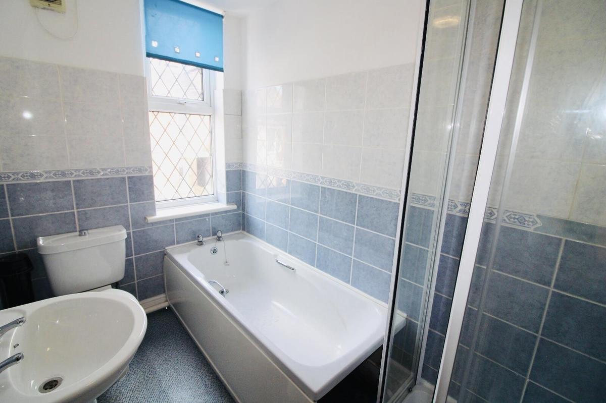 6 bedroom house for rent Balfour Road, Nottingham, NG7 1NY UniHomes