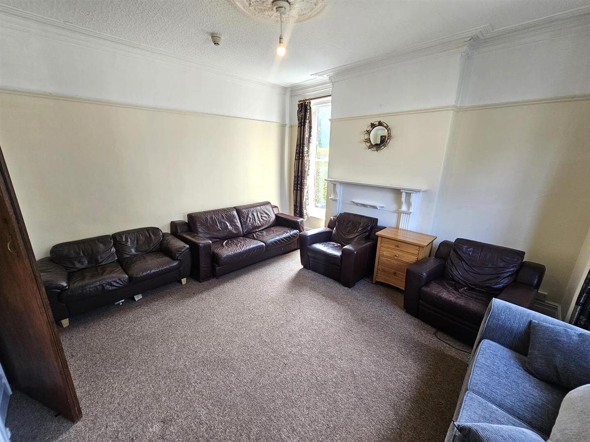 8 bedroom house for rent Caradoc Road, Aberystwyth, SY23 2JY UniHomes