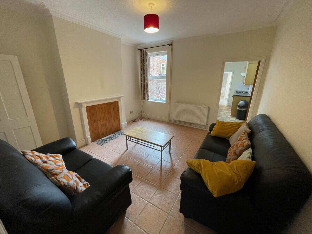 4 bedroom house for rent Lytton Road, Leicester, LE2 1WL UniHomes