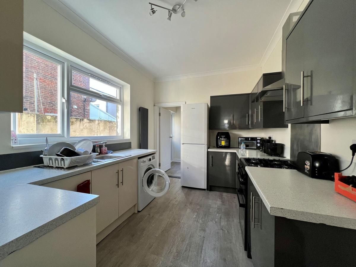 4 bedroom house for rent Hudson Road, Portsmouth, PO5 1HD UniHomes