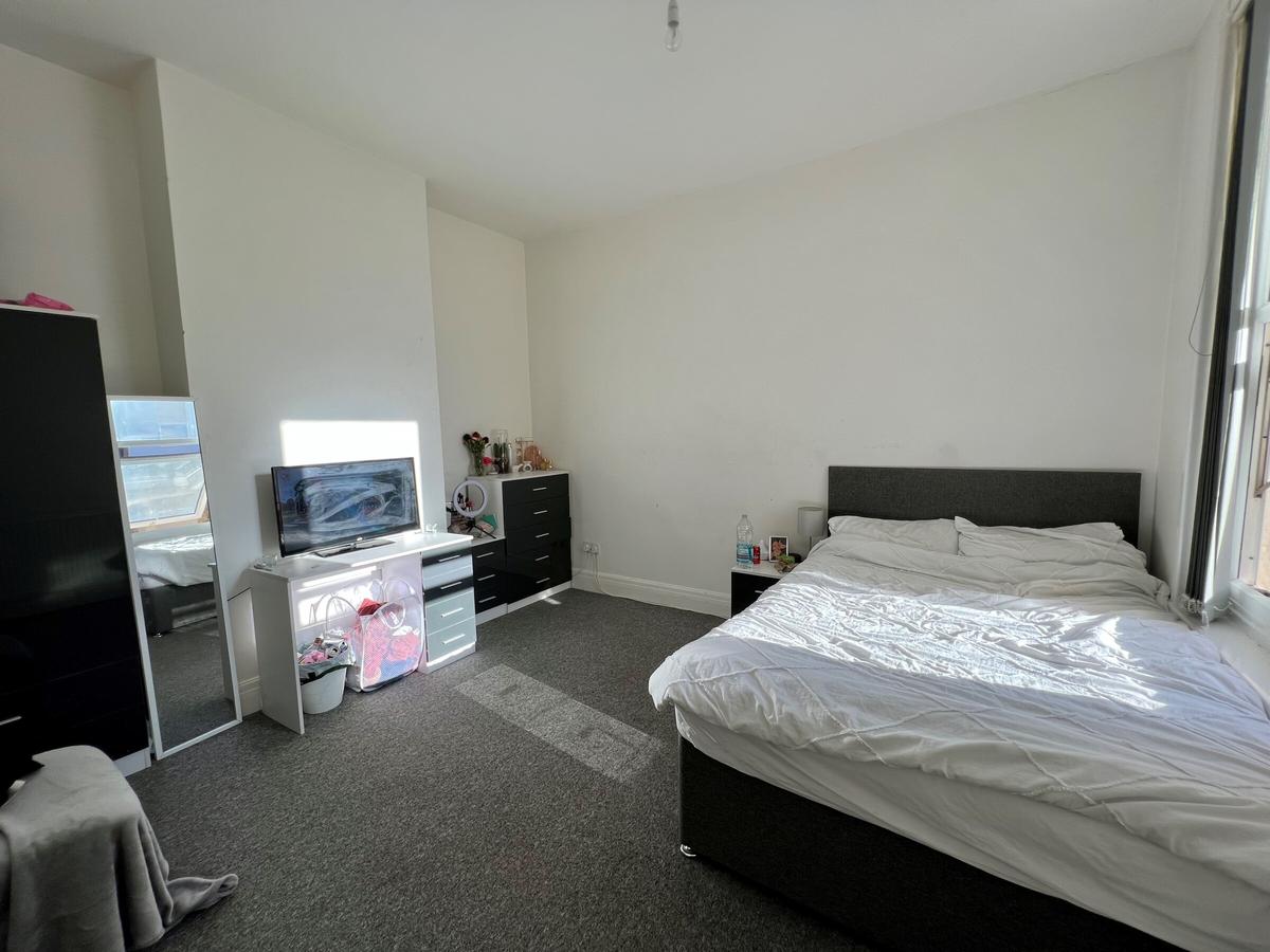 4 bedroom house for rent Hudson Road, Portsmouth, PO5 1HD UniHomes