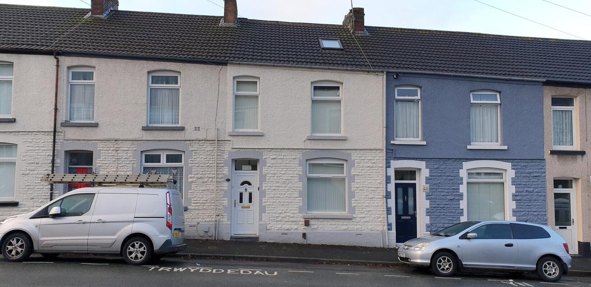 6 bedroom house on Kilvey Terrace St Thomas, Port Tennant, Swansea