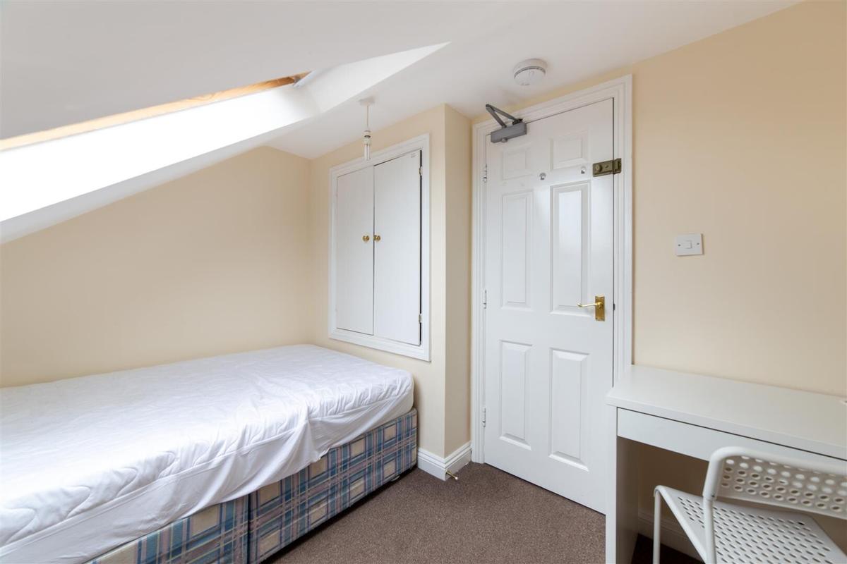 6 bedroom apartment for rent Grantham Road, Newcastle, NE2 1QX UniHomes