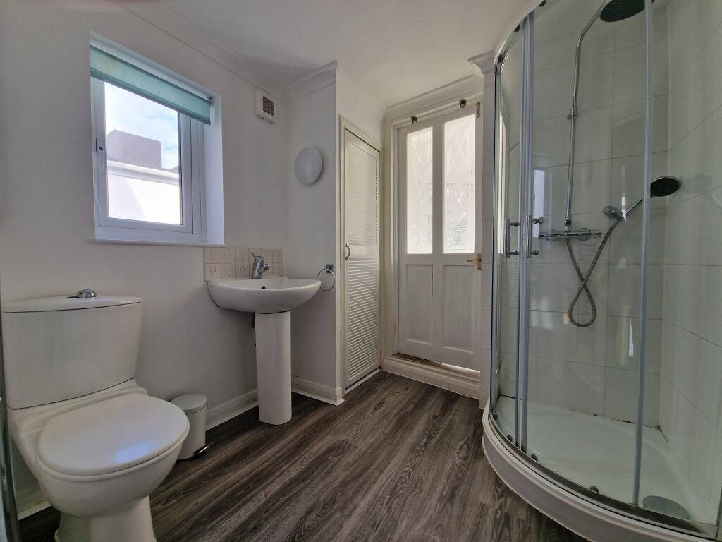 4 bedroom house for rent Mafeking Road East Sussex, Brighton, BN2 4EL