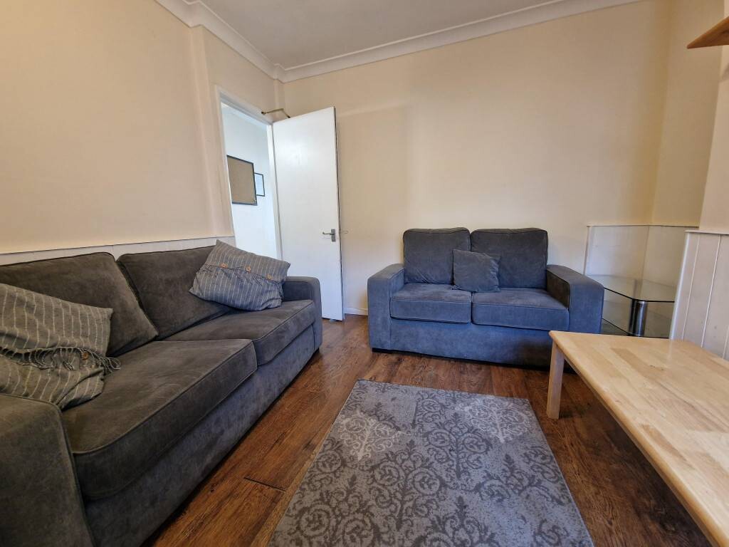 4 bedroom house for rent Mafeking Road East Sussex, Brighton, BN2 4EL